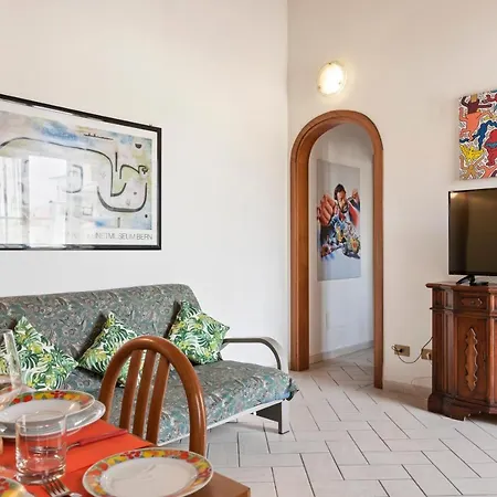Bud Spencer's Garden House 公寓 马里纳·迪·比萨